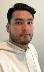 Joni headshot
